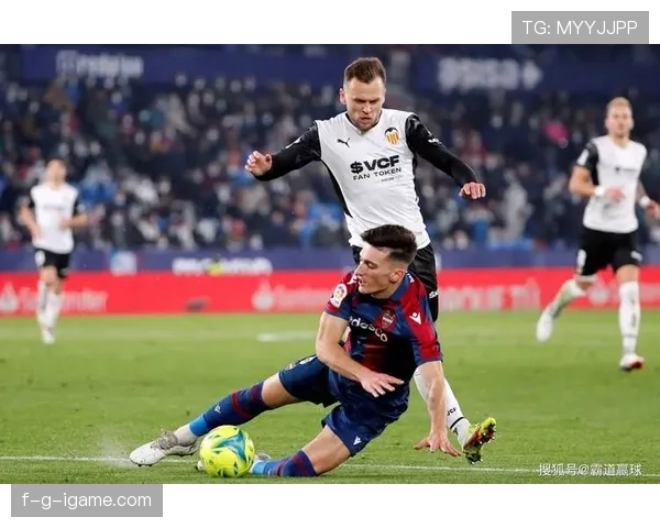 瓦伦西亚新赛季能否延续回暖势头，强势重返西甲争冠行列？