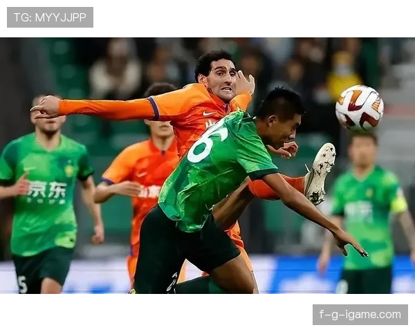 捷克中场在国际赛场表现稳健，助力球队再创佳绩状态回暖